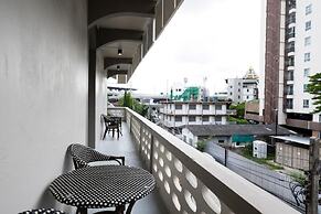 At 38 Don Mueang