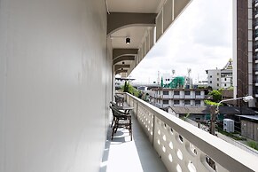 At 38 Don Mueang