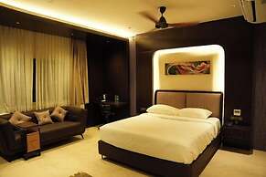 Aura Suites