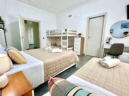 Elios Rooms Tro