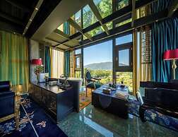 Sanya Yalong Bay