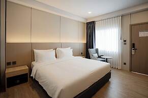 HippoTel Khaorang Phuket Town