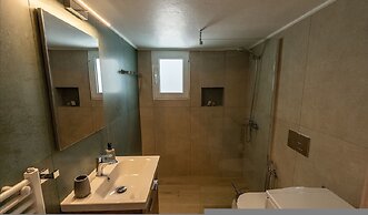 Cozy Apartment in Faliro
