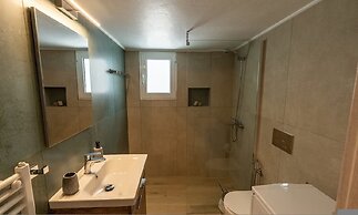 Cozy Apartment in Faliro