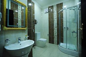 Grand Season Serviced Apartments