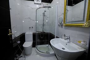 Grand Season Serviced Apartments