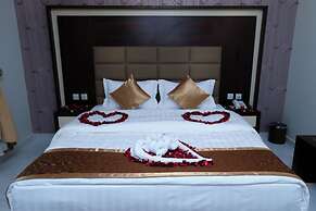 Grand Season Serviced Apartments