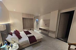 Hotel Divine Vista