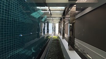 45th The Gramercy Residences