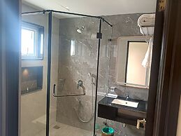 Crystal Residency