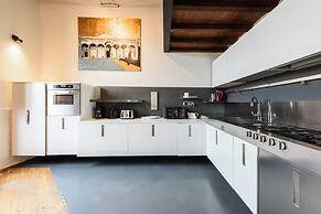 Rustic-Chic Loft by the Duomo