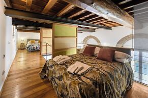 Rustic-Chic Loft by the Duomo