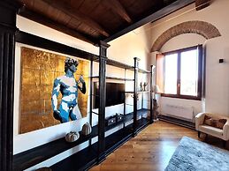 Rustic-Chic Loft by the Duomo