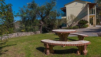 Dellis Studios Corfu - Sea Views Near the Beach