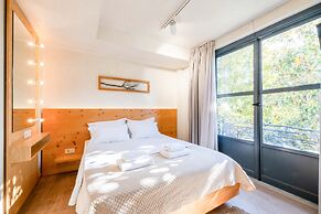 Panellinion Beachfront Getaway Balcony w Seaview