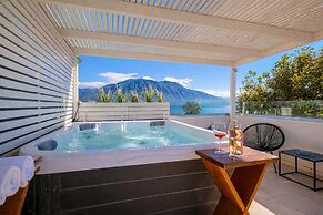 Panellinion Beachfront Suite With Private Jacuzzi