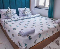 Hotel Parth Inn