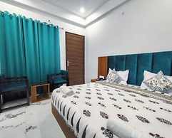 Hotel Parth Inn