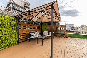 Urban Chic Apartment 1BR With Terrace View