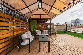 Urban Chic Apartment 1BR With Terrace View