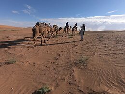 starlitdesertcamp