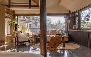 Lijiang Fog Gallery Hotel