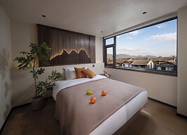 Lijiang Fog Gallery Hotel
