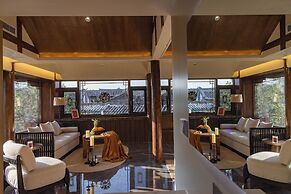 Lijiang Fog Gallery Hotel