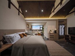 Lijiang Fog Gallery Hotel