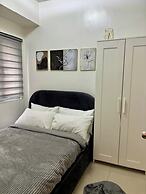 Dela Serna Home
