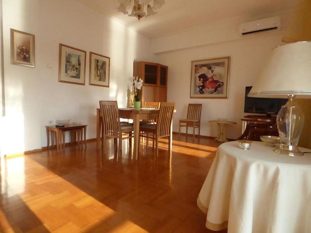 Serenity View Apartment - Marina Zeas