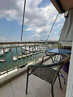 Serenity View Apartment - Marina Zeas