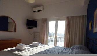 Serenity View Apartment - Marina Zeas