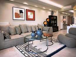 Elegant VIP Apartment - Athens Town