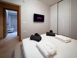 Elegant VIP Apartment - Athens Town