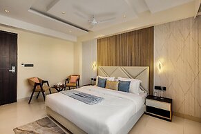 Anandam in the Himalyas By Alaya Stays