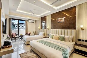 Anandam in the Himalyas By Alaya Stays
