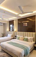 Anandam in the Himalyas By Alaya Stays