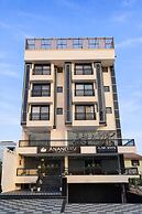 Anandam in the Himalyas By Alaya Stays
