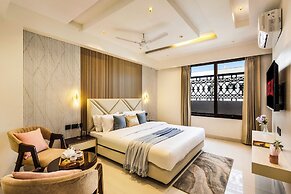 Anandam in the Himalyas By Alaya Stays