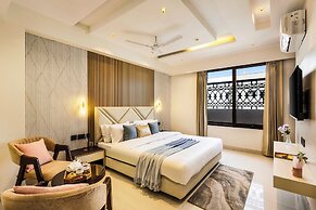 Anandam in the Himalyas By Alaya Stays