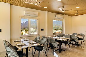 Anandam in the Himalyas By Alaya Stays