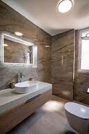Duplex Penthouse with Jacuzzi