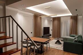 Duplex Penthouse with Jacuzzi