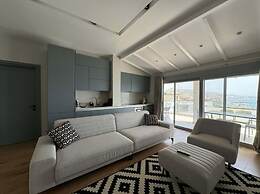 Elite Sea View Jacuzzi Penthouses