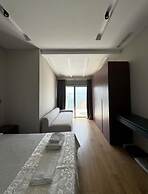 Elite Sea View Jacuzzi Penthouses
