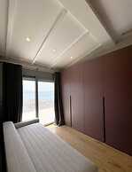 Elite Sea View Jacuzzi Penthouses