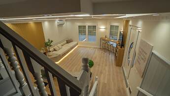 7even Boutique Hostel