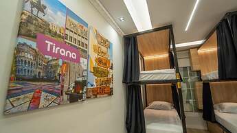 7even Boutique Hostel
