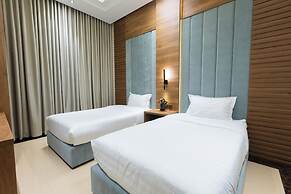 Topaz Hotel Suites